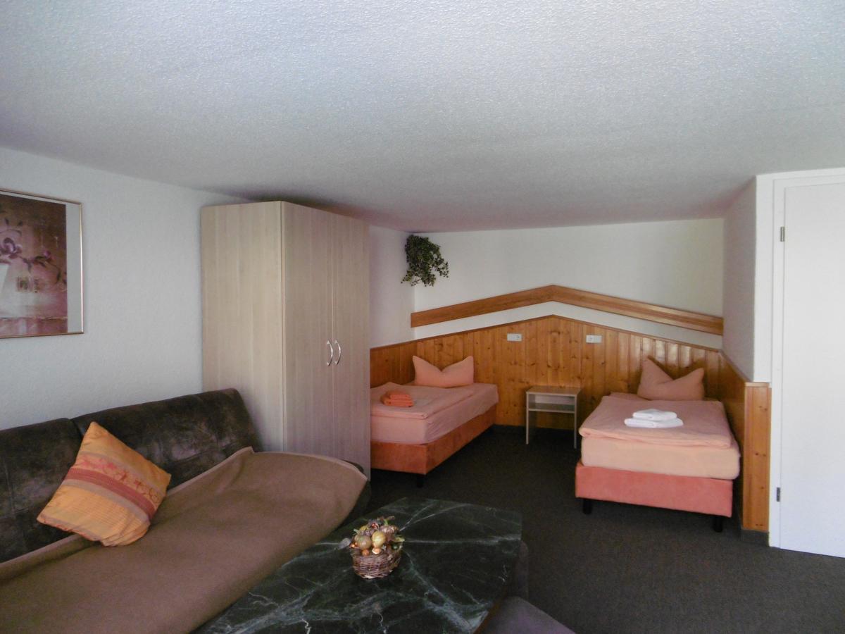 Hotel & Pension Assmann Hochkirch Екстериор снимка
